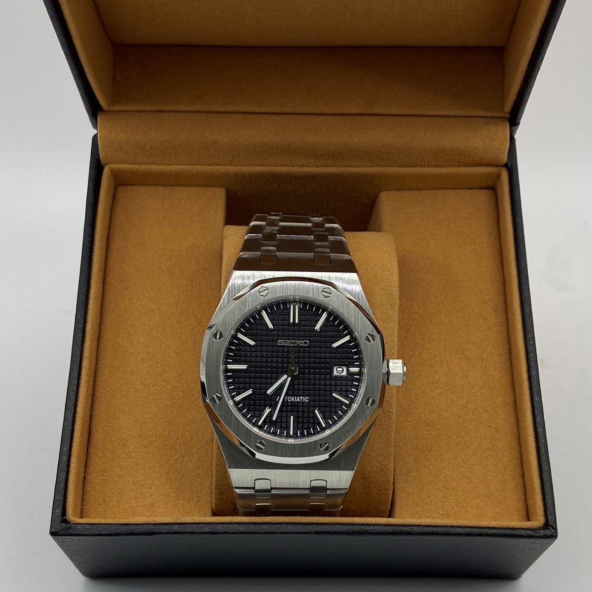     Montre Seiko Mod noire automatique style AP avec bracelet intégré